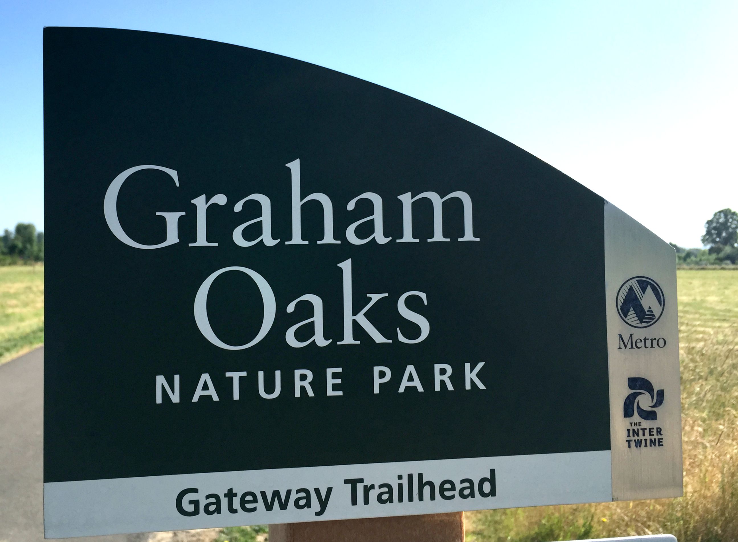2015_06_10_Graham Oaks-trailhead